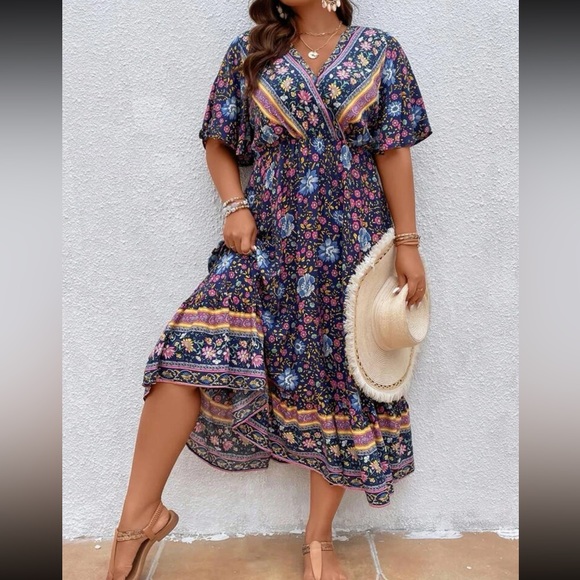 Plus size floral print butterfly sleeve ruffle hem maxi dress - Picture 5 of 5